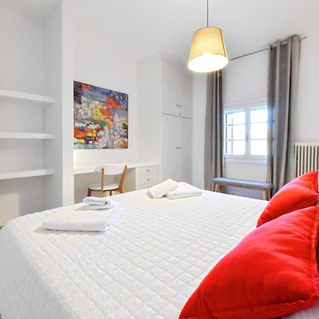 Amazing 2 Bedroom Apartment Overlooking The Marina Of Vourkárion Esterno foto