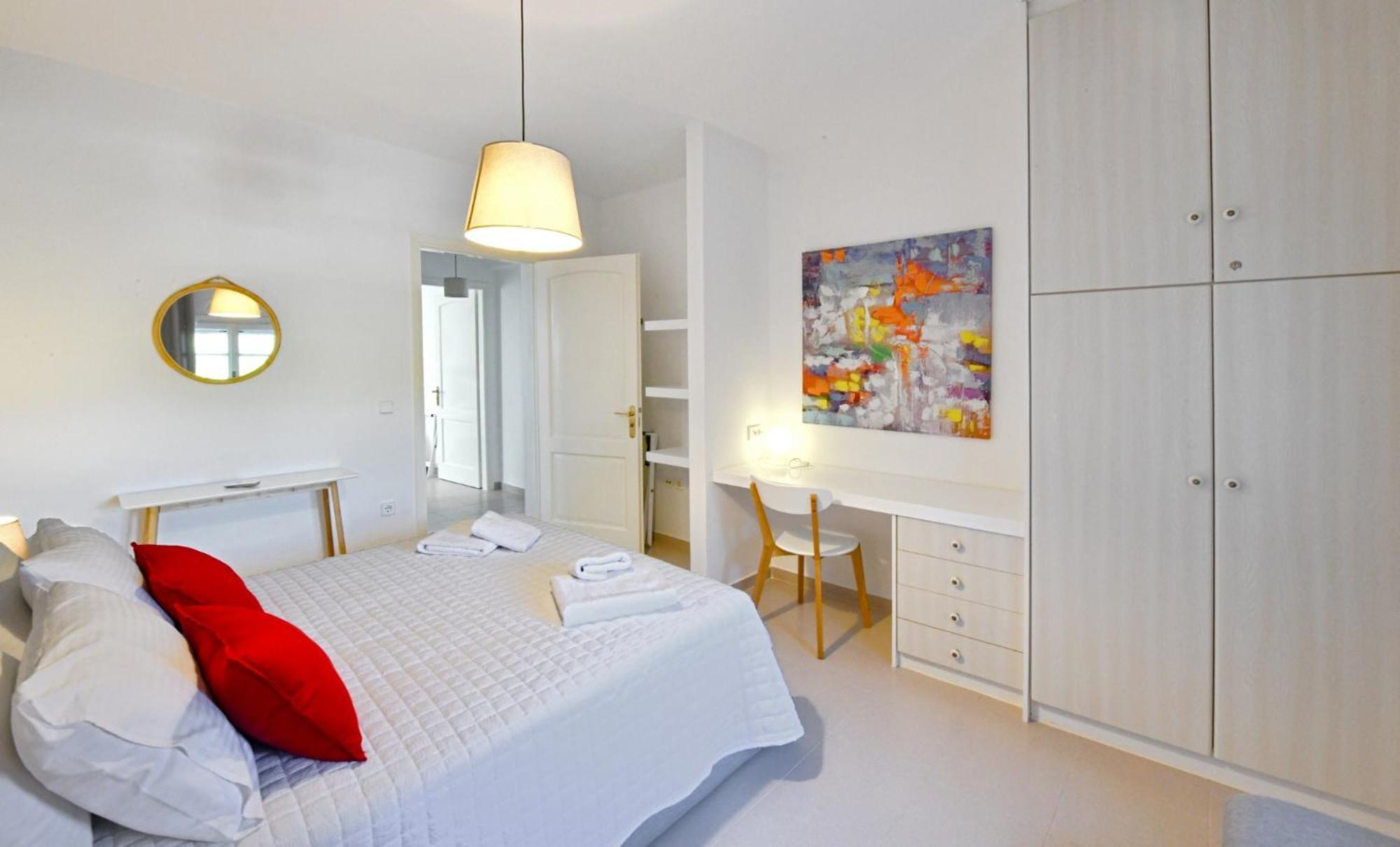 Amazing 2 Bedroom Apartment Overlooking The Marina Of Vourkárion Esterno foto