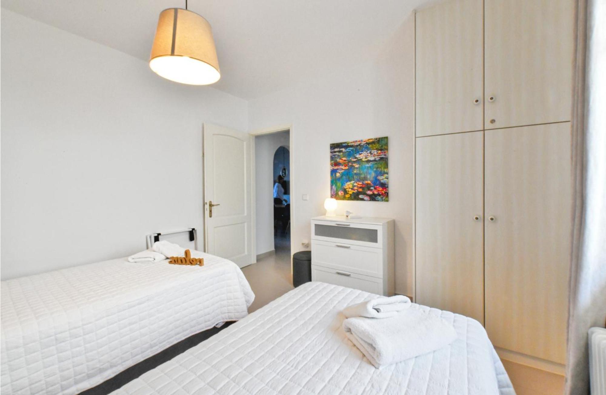 Amazing 2 Bedroom Apartment Overlooking The Marina Of Vourkárion Esterno foto